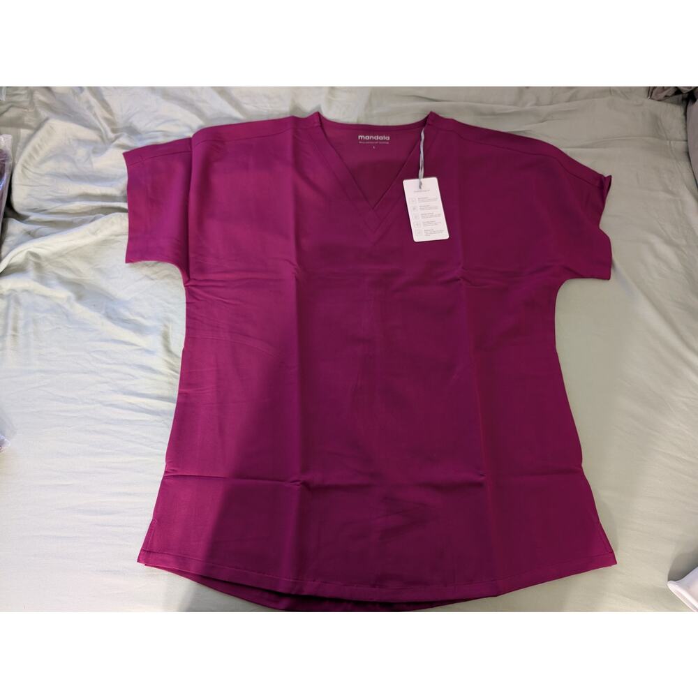 Mandala Women's Oversized V Neck Top Sangria - Size S